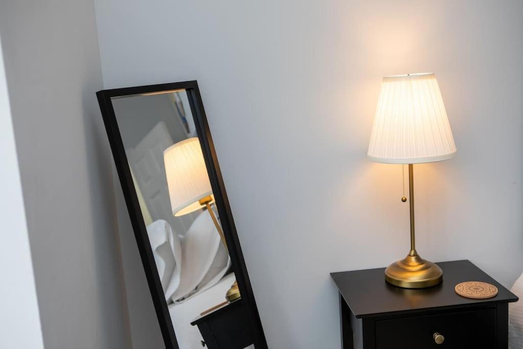 Modern Apartment Off-Road Parking King Bed Suite 1 Nottingham Exterior foto